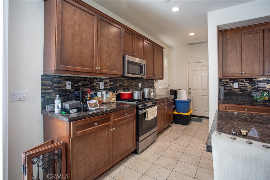 Rialto, California, 92376, United States, 3 Bedrooms Bedrooms, ,3 BathroomsBathrooms,Residential,For Sale,1998036