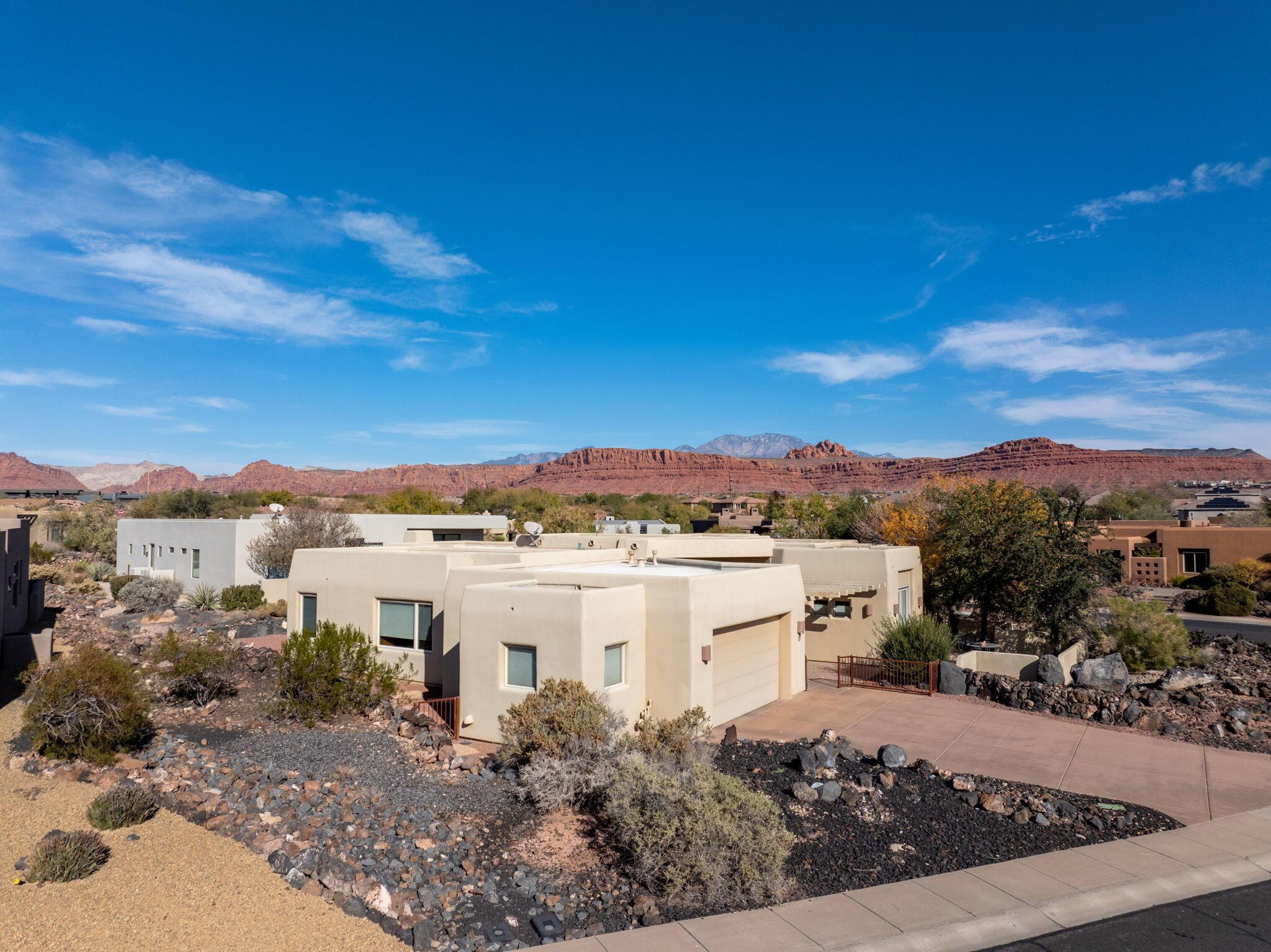 Santa Clara, Utah, 84765, United States, 4 Bedrooms Bedrooms, ,3 BathroomsBathrooms,Residential,For Sale,2005158