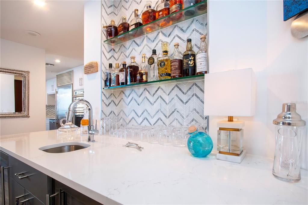 Longboat Key, Florida, 34228, United States, 2 Bedrooms Bedrooms, ,2 BathroomsBathrooms,Residential,For Sale,1993516