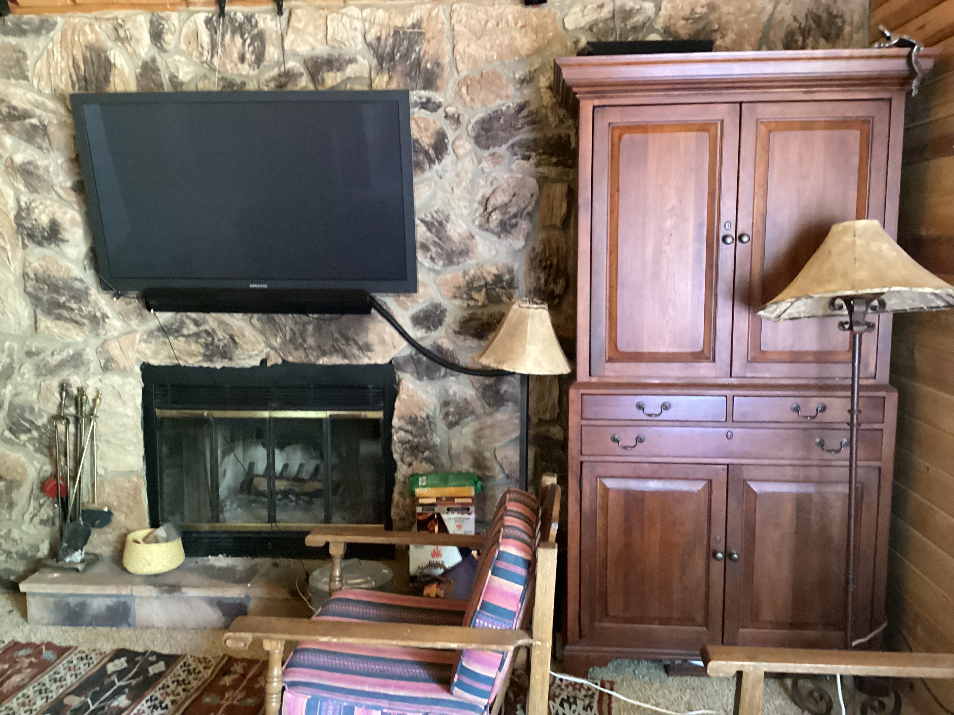 Alto, New Mexico, 88312, United States, 5 Bedrooms Bedrooms, ,3 BathroomsBathrooms,Residential,For Sale,1916223