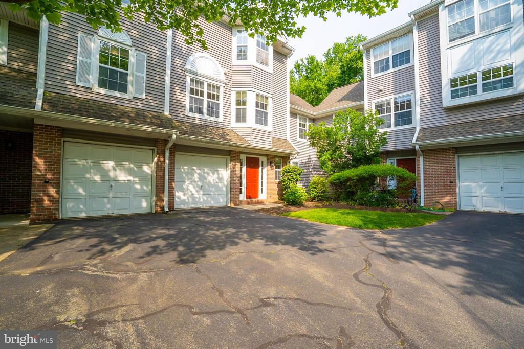 Princeton, New Jersey, 08540, United States, 4 Bedrooms Bedrooms, ,4 BathroomsBathrooms,Residential,For Sale,1938433