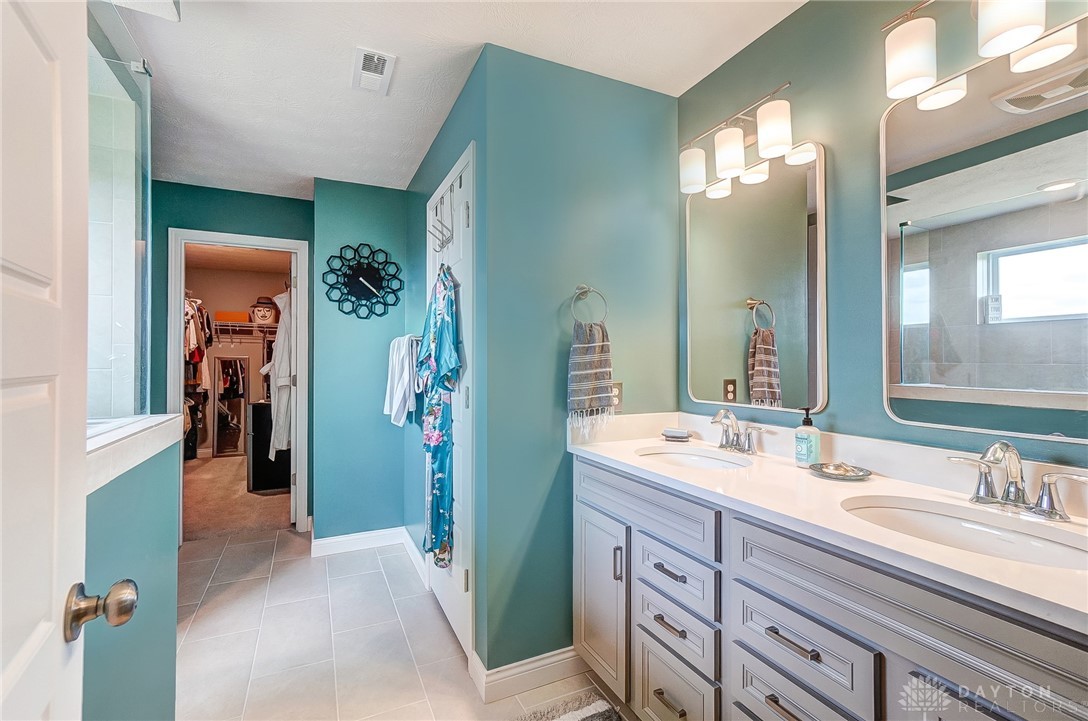 Dayton, Ohio, 45440, United States, 4 Bedrooms Bedrooms, ,4 BathroomsBathrooms,Residential,For Sale,1883636