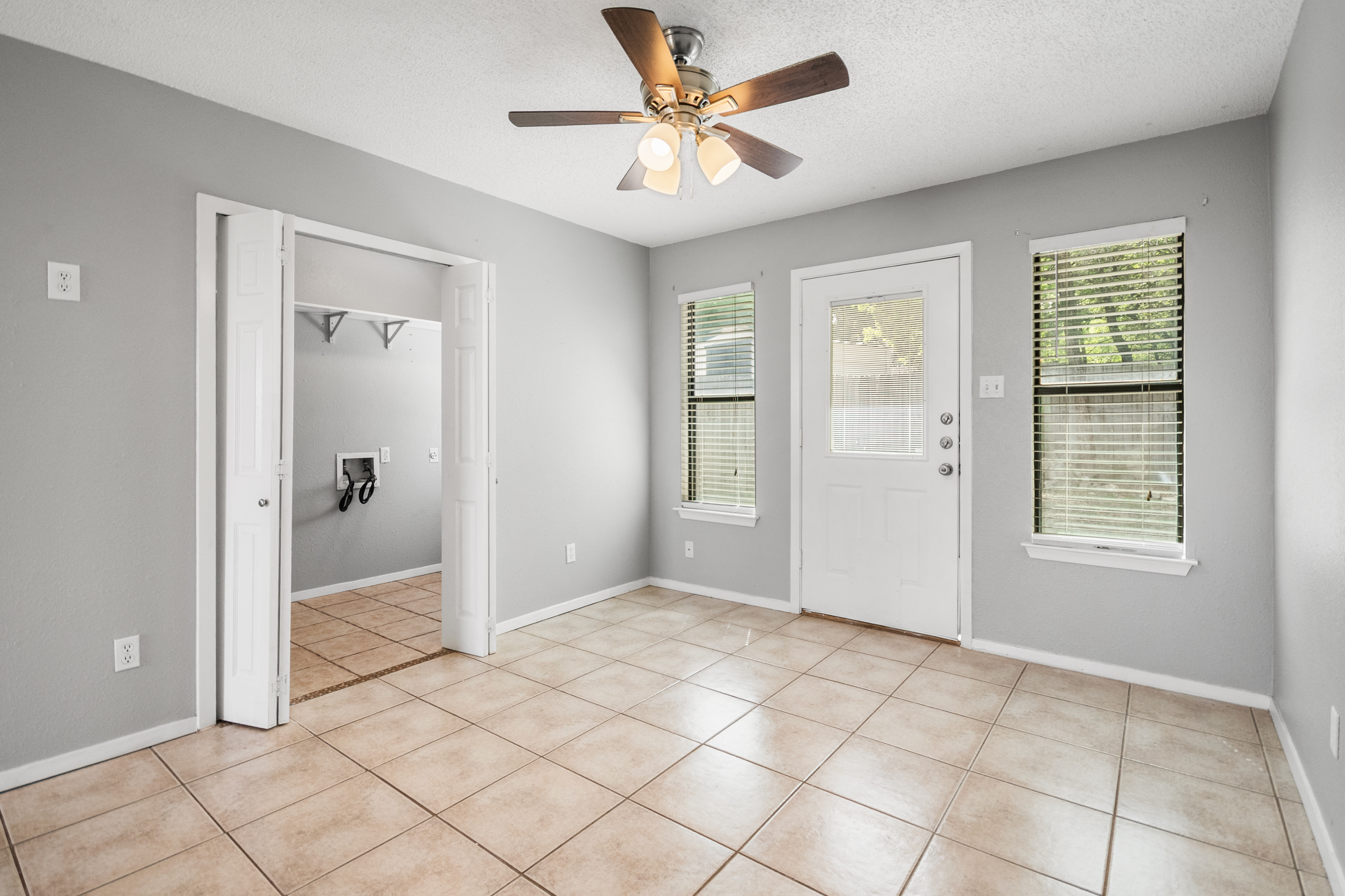  Beautiful Front Porch Views - 物件實景