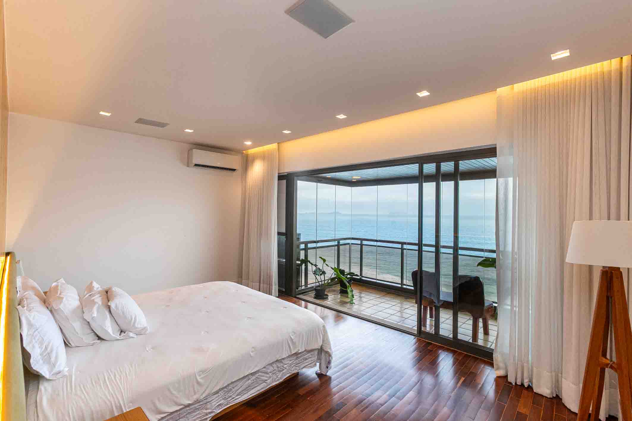  Renovated apartment with direct ocean views in São Conrado - 物件實景