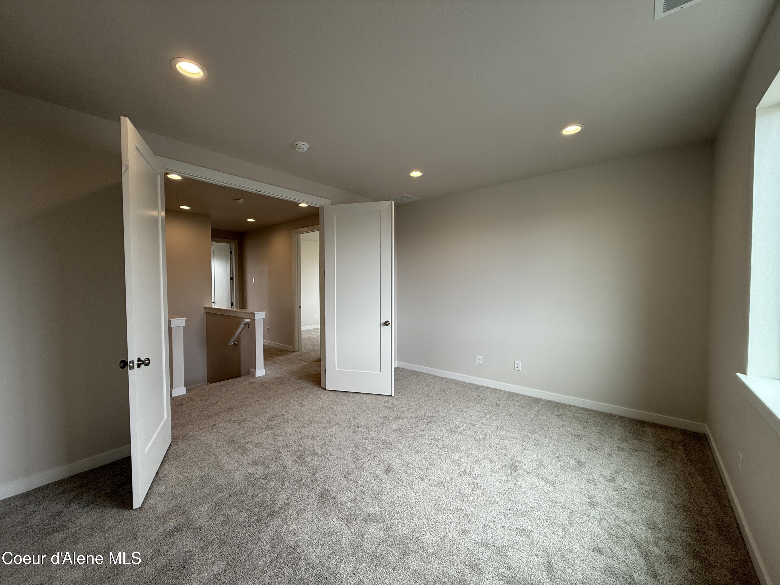 Post Falls, Idaho, 83854, United States, 4 Bedrooms Bedrooms, ,3 BathroomsBathrooms,Residential,For Sale,1927944