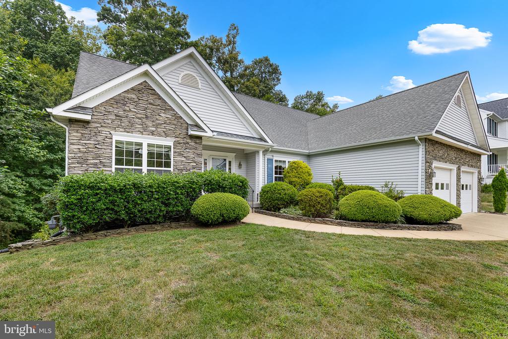 Fredericksburg, Virginia, 22401, United States, 5 Bedrooms Bedrooms, ,3 BathroomsBathrooms,Residential,For Sale,1920807