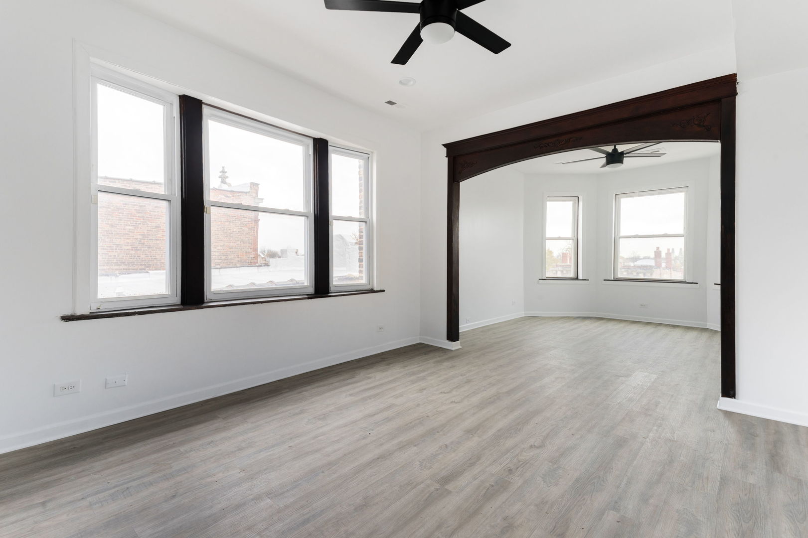 Chicago, Illinois, 60623, United States, 10 Bedrooms Bedrooms, ,Residential,For Sale,1997118