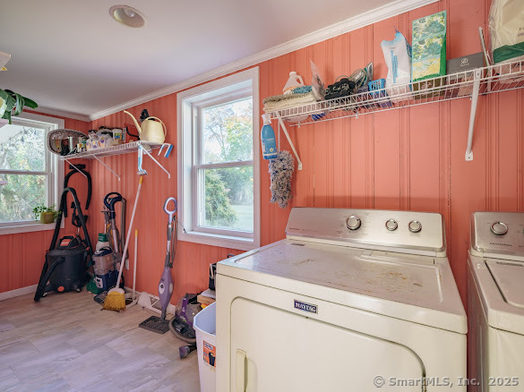 Orange, Connecticut, 06477, United States, 2 Bedrooms Bedrooms, ,2 BathroomsBathrooms,Residential,For Sale,1867599