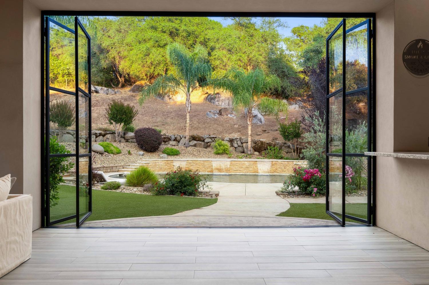 Loomis, California, 95650, United States, 5 Bedrooms Bedrooms, ,6 BathroomsBathrooms,Residential,For Sale,1744630