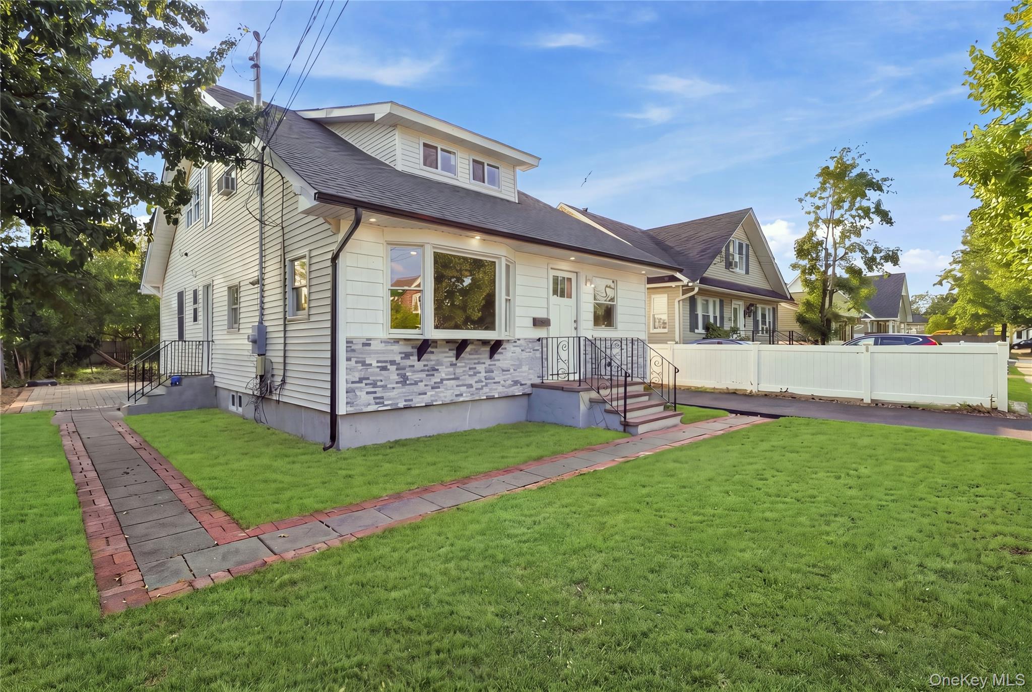 West Dr, Bay Shore, NY 11706 #1