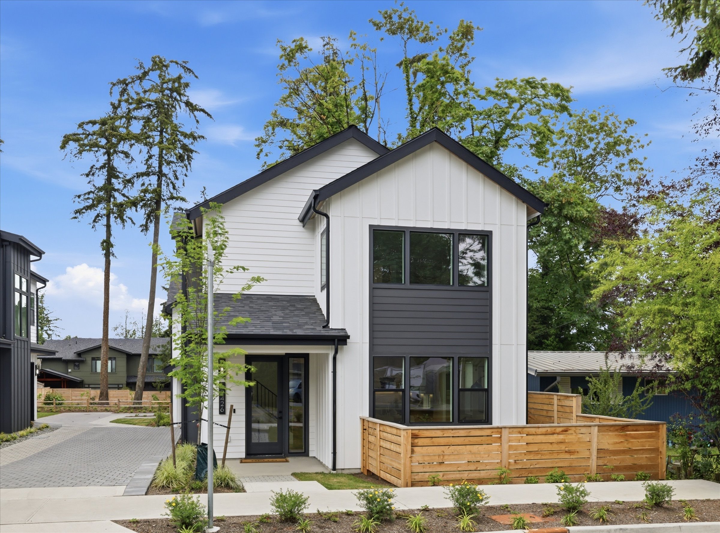  12426 NE 90th St, Kirkland, WA 98033 - 物件實景