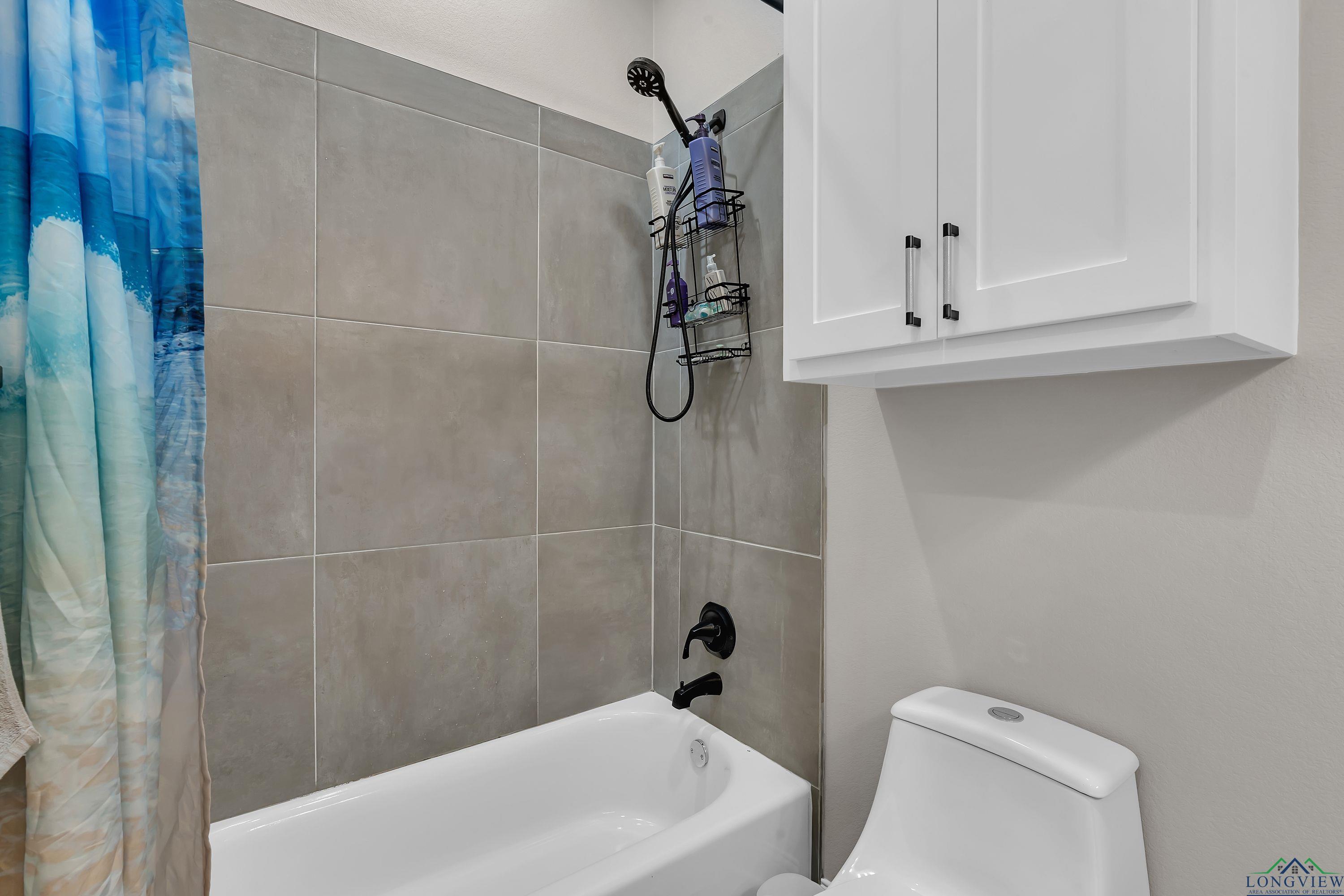 Tatum, Texas, 75691, United States, 3 Bedrooms Bedrooms, ,3 BathroomsBathrooms,Residential,For Sale,1793064