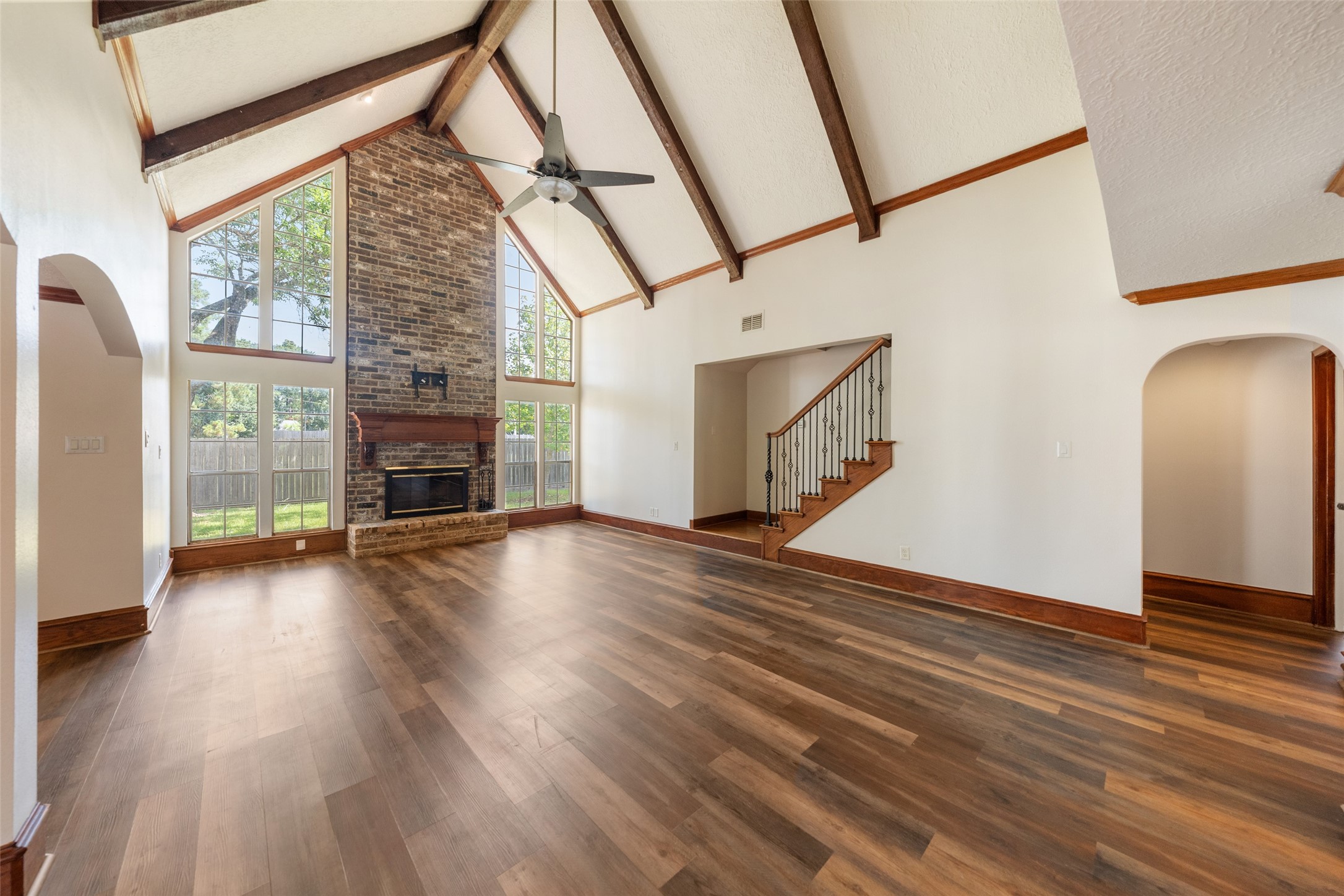  8802 Sedgemoor Drive - 物件實景
