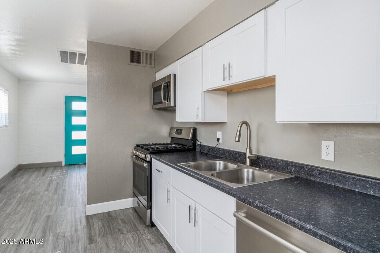 Phoenix, Arizona, 85021, United States, ,Residential,For Sale,1998189