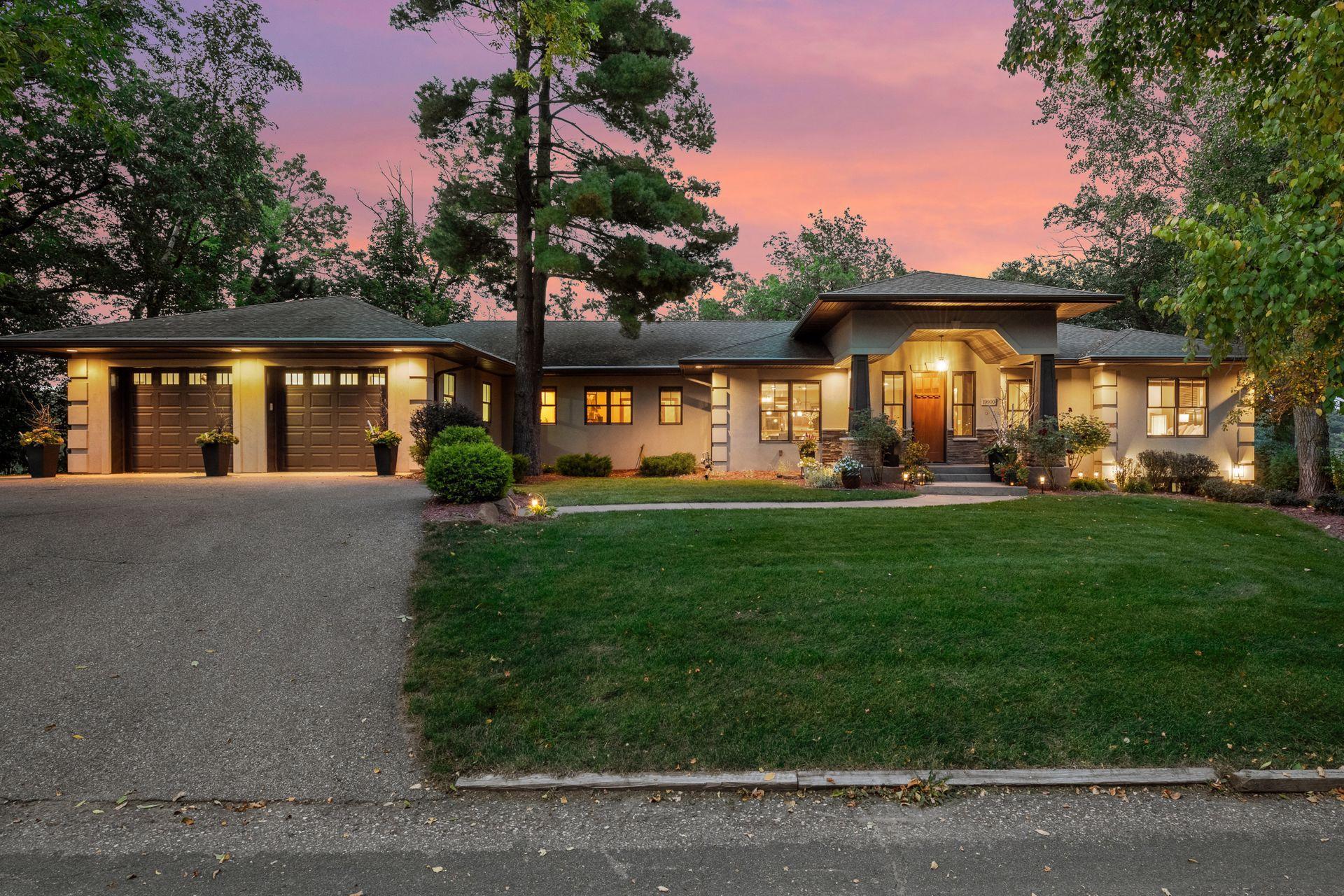 Deephaven, Minnesota, 55331, United States, 4 Bedrooms Bedrooms, ,5 BathroomsBathrooms,Residential,For Sale,1950971
