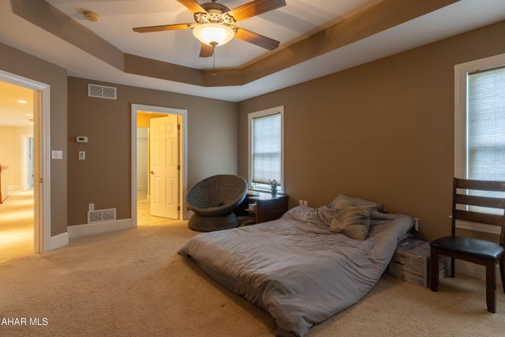 Altoona, Pennsylvania, 16602, United States, 5 Bedrooms Bedrooms, ,5 BathroomsBathrooms,Residential,For Sale,1796554