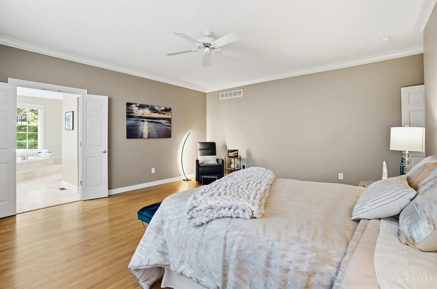 Hamilton Twp, Ohio, 45039, United States, 3 Bedrooms Bedrooms, ,3 BathroomsBathrooms,Residential,For Sale,1987530