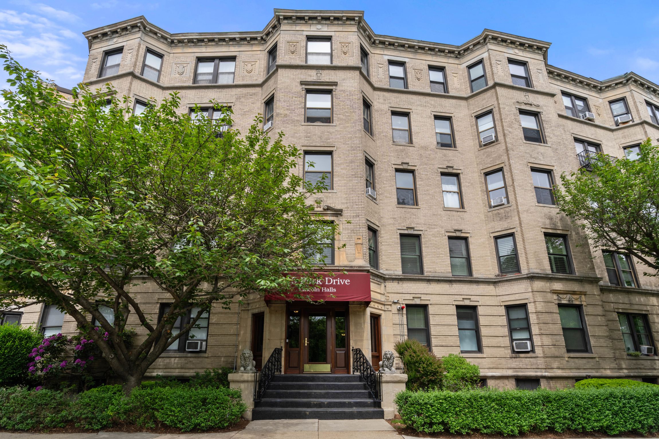  15 Park Drive, Unit 30,  Boston, MA, 02215 - 物件實景