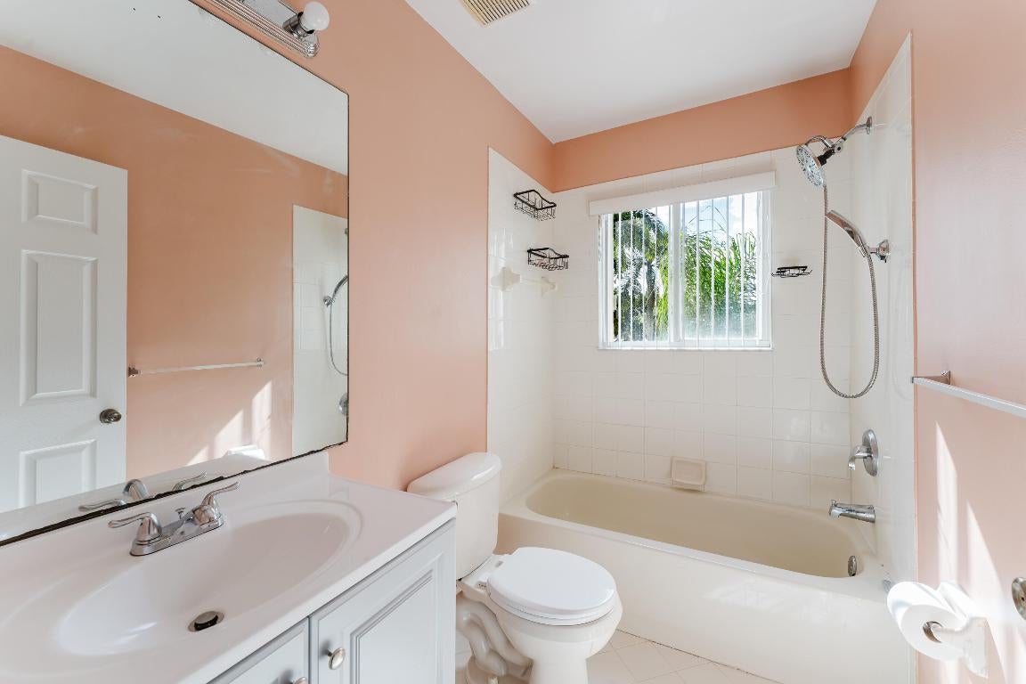 Coconut Creek, Florida, 33073, United States, 4 Bedrooms Bedrooms, ,3 BathroomsBathrooms,Residential,For Sale,1993906