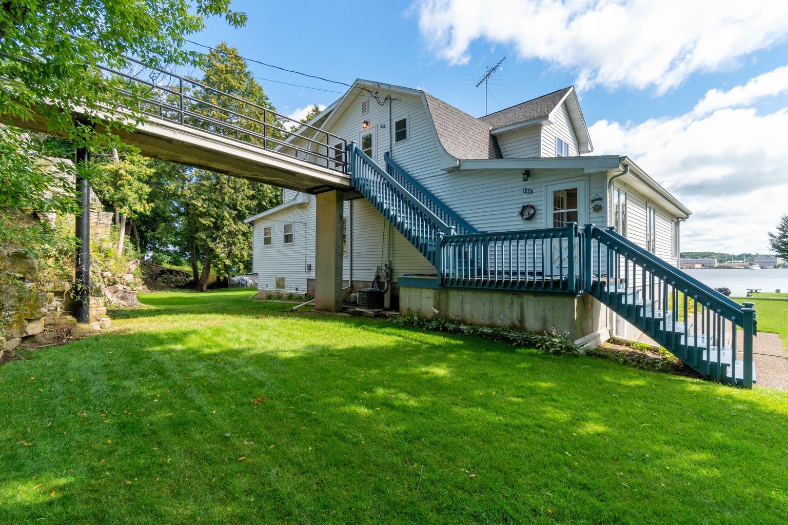 Sturgeon Bay, Wisconsin, 54235, United States, 5 Bedrooms Bedrooms, ,3 BathroomsBathrooms,Residential,For Sale,1923516