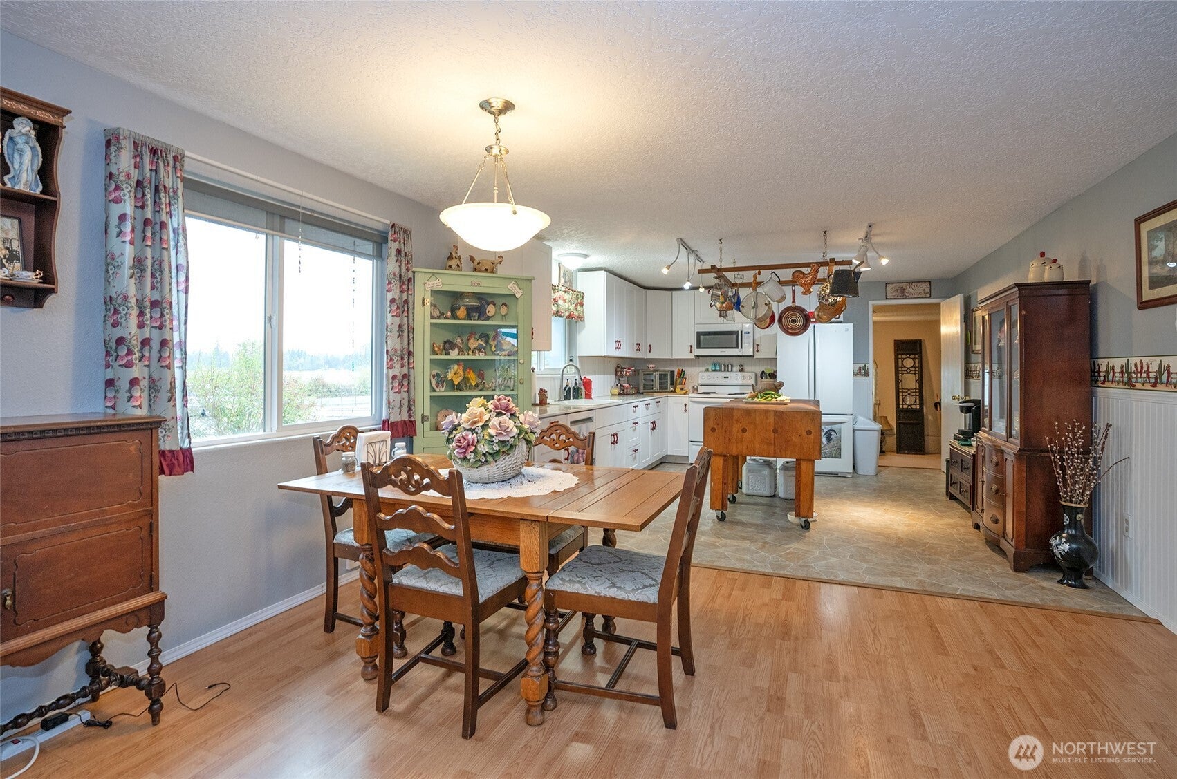 Toledo, Washington, 98591, United States, 3 Bedrooms Bedrooms, ,Residential,For Sale,1976554