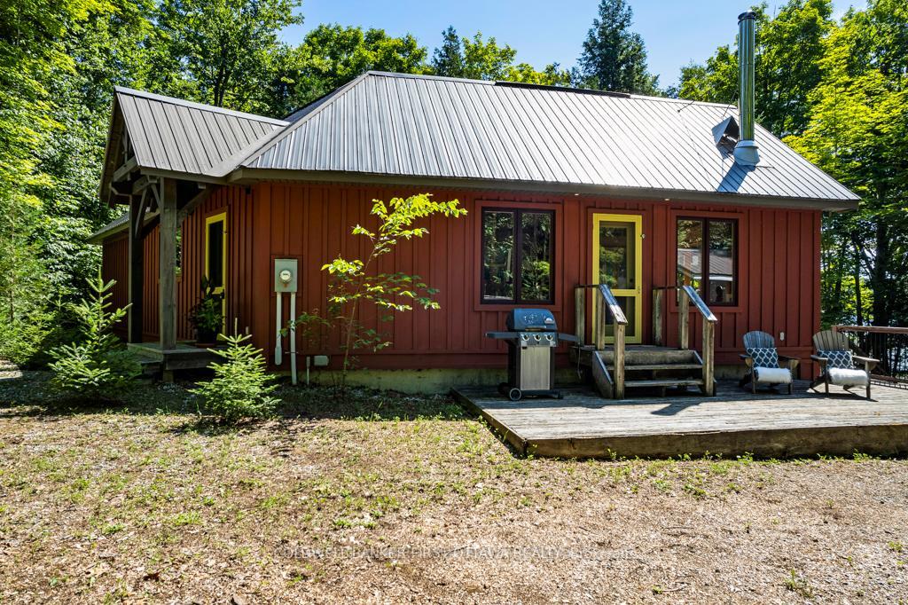 FRONTENAC, Ontario, K0H 2J0, CA, 3 Bedrooms Bedrooms, ,Residential,For Sale,1902002