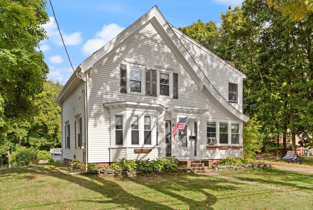 North Attleboro, Massachusetts, 02760, United States, 5 Bedrooms Bedrooms, ,2 BathroomsBathrooms,Residential,For Sale,1939439