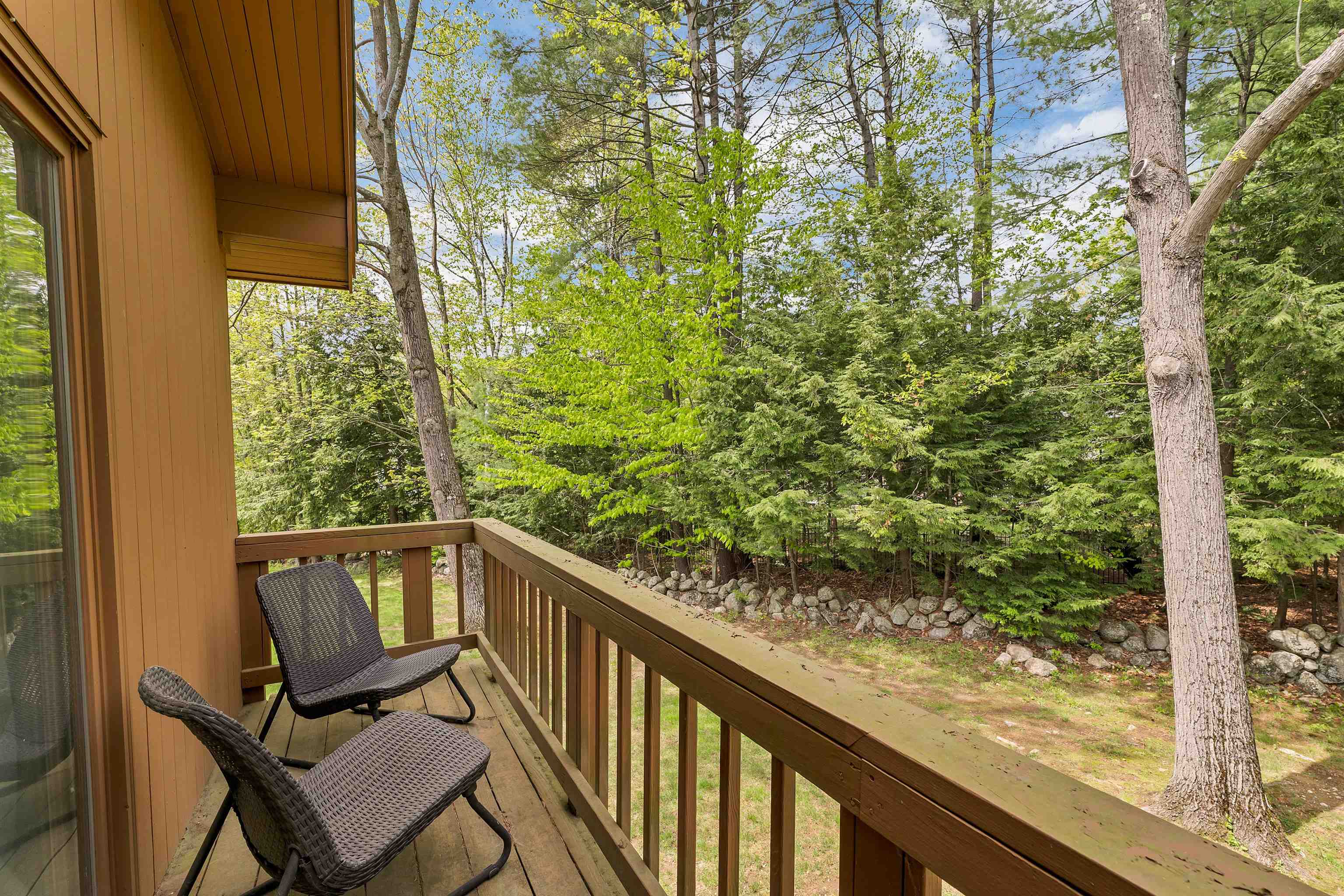 Laconia, New Hampshire, 03246, United States, 3 Bedrooms Bedrooms, ,2 BathroomsBathrooms,Residential,For Sale,1938824
