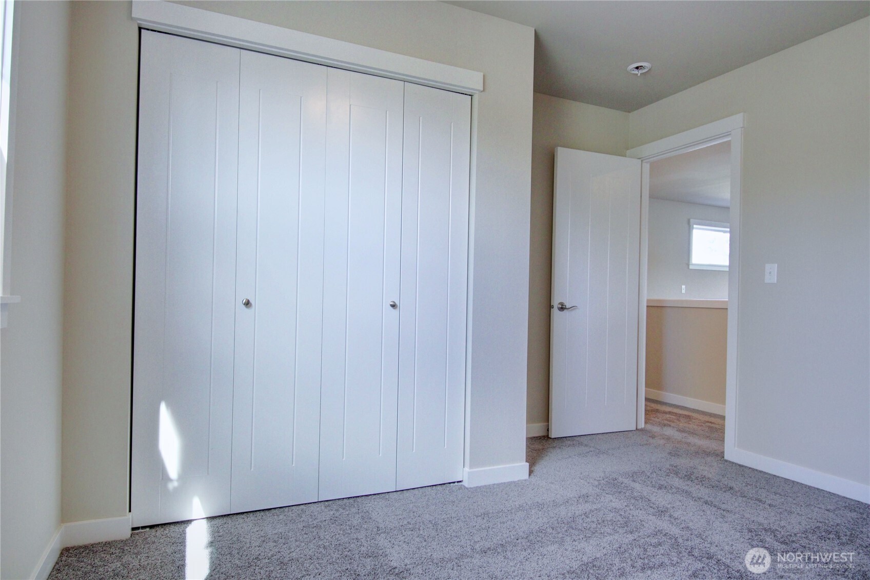 Burlington, Washington, 98233, United States, 3 Bedrooms Bedrooms, ,3 BathroomsBathrooms,Residential,For Sale,1922030