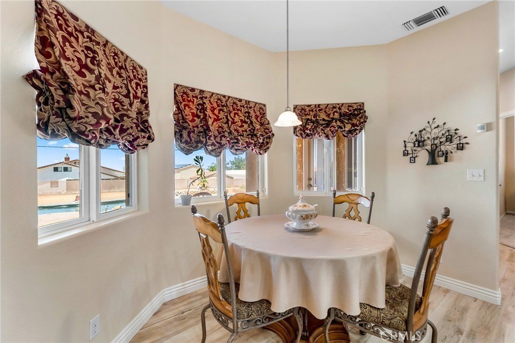 Yucca Valley, California, 92284, United States, 4 Bedrooms Bedrooms, ,3 BathroomsBathrooms,Residential,For Sale,1827862