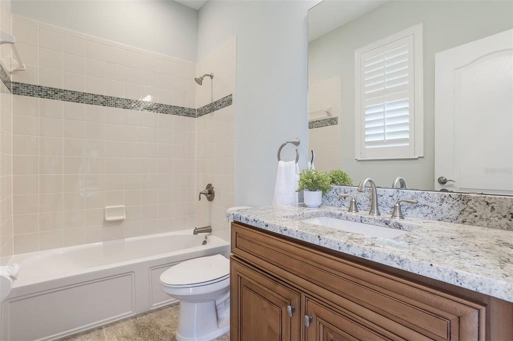 Orlando, Florida, 32820, United States, 4 Bedrooms Bedrooms, ,3 BathroomsBathrooms,Residential,For Sale,1876039
