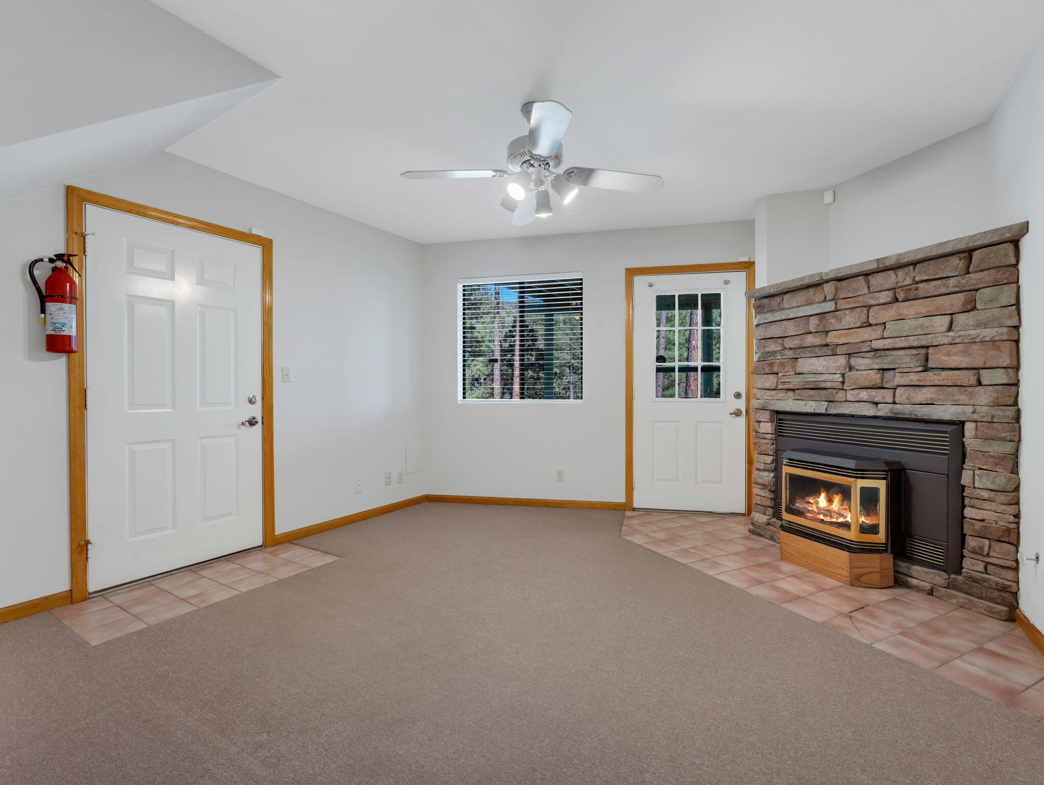 Pine, Arizona, 85544, United States, 3 Bedrooms Bedrooms, ,2 BathroomsBathrooms,Residential,For Sale,1828056