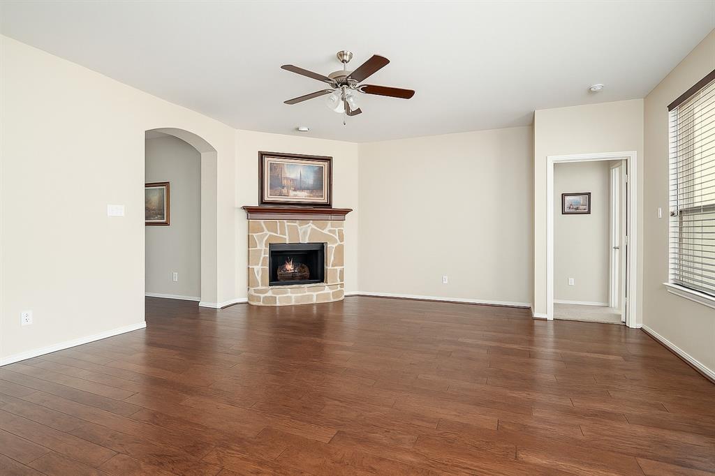 McKinney, Texas, 75072, United States, 4 Bedrooms Bedrooms, ,3 BathroomsBathrooms,Residential,For Sale,1839910