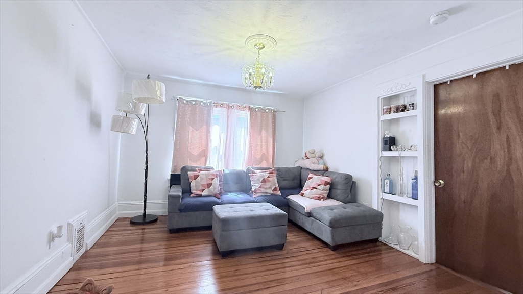 Revere, Massachusetts, 02151, United States, 7 Bedrooms Bedrooms, ,7 BathroomsBathrooms,Residential,For Sale,2035407