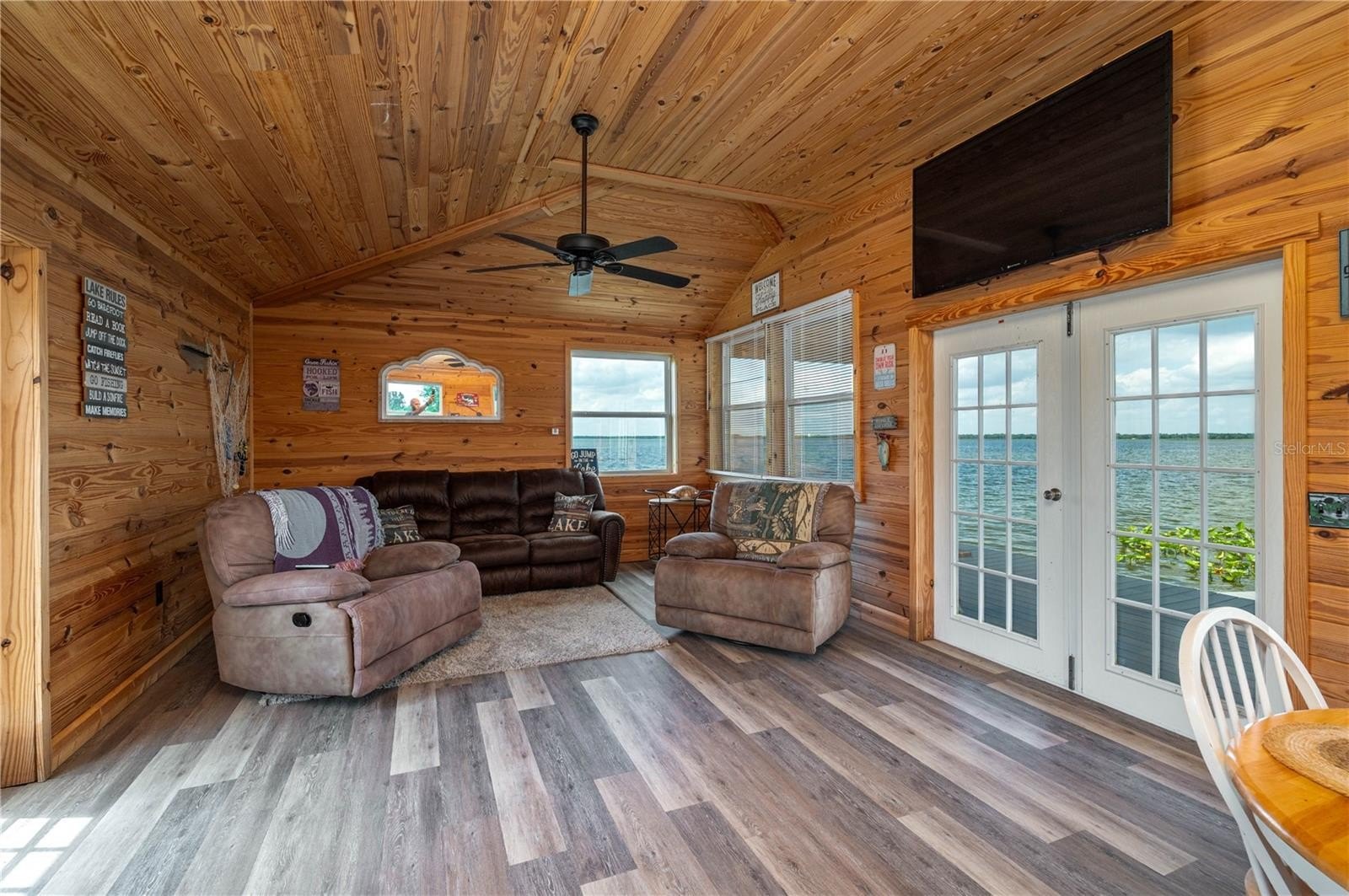 LAKE WALES, Florida, 33898, United States, 3 Bedrooms Bedrooms, ,3 BathroomsBathrooms,Residential,For Sale,1846295