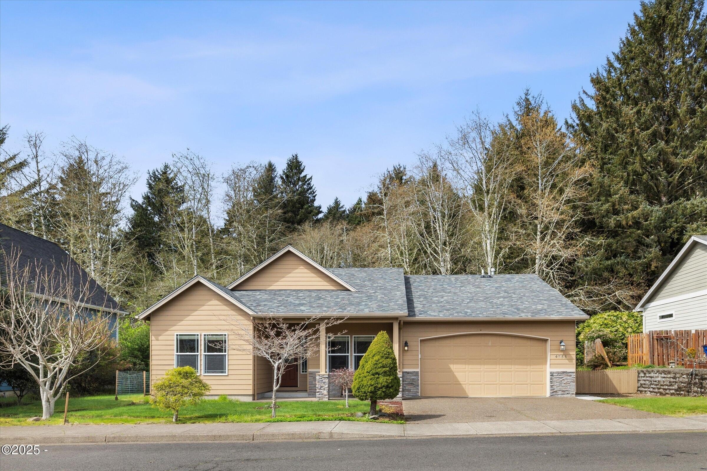 Lincoln City, Oregon, 97367, United States, 3 Bedrooms Bedrooms, ,Residential,For Sale,1941773