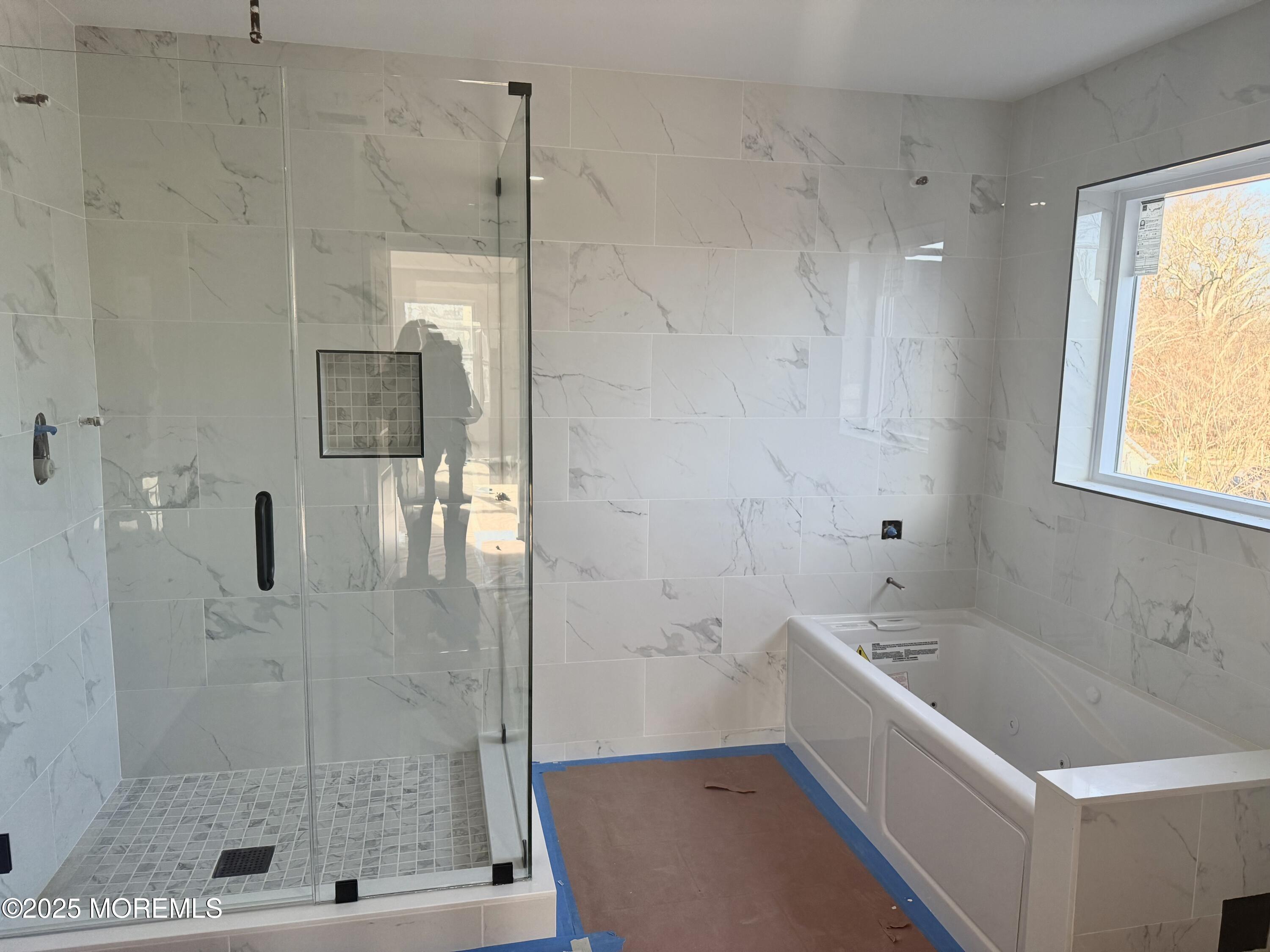 Manalapan, New Jersey, 07726, United States, 4 Bedrooms Bedrooms, ,4 BathroomsBathrooms,Residential,For Sale,2003012