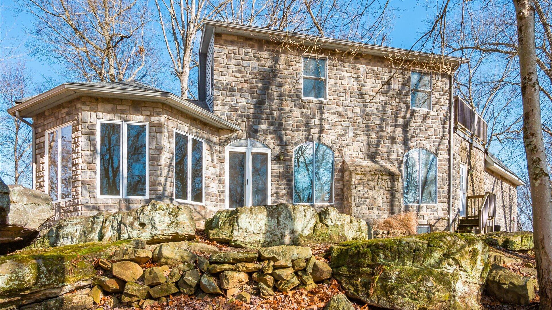 Nashport, Ohio, 43830, United States, 3 Bedrooms Bedrooms, ,3 BathroomsBathrooms,Residential,For Sale,1978230