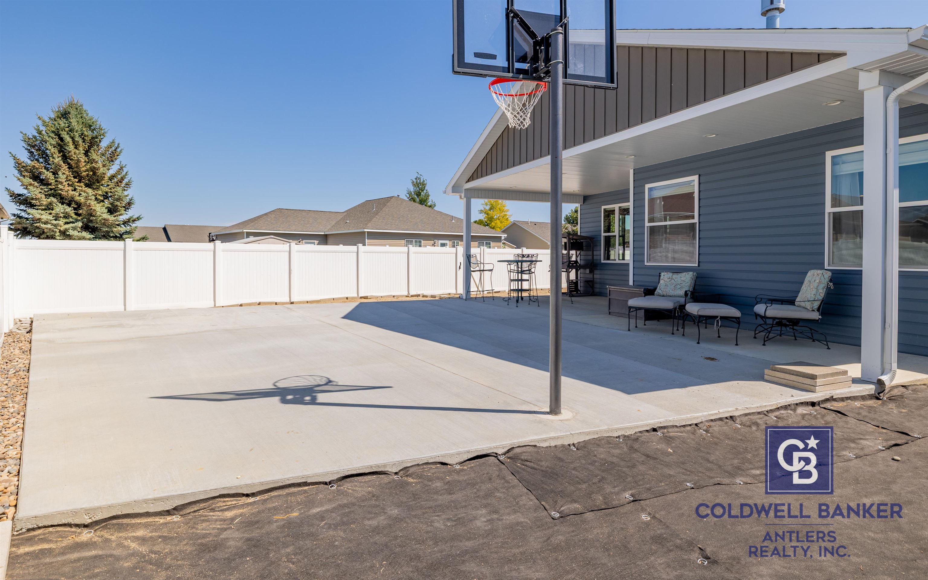 Powell, Wyoming, 82435, United States, 4 Bedrooms Bedrooms, ,2 BathroomsBathrooms,Residential,For Sale,1918600