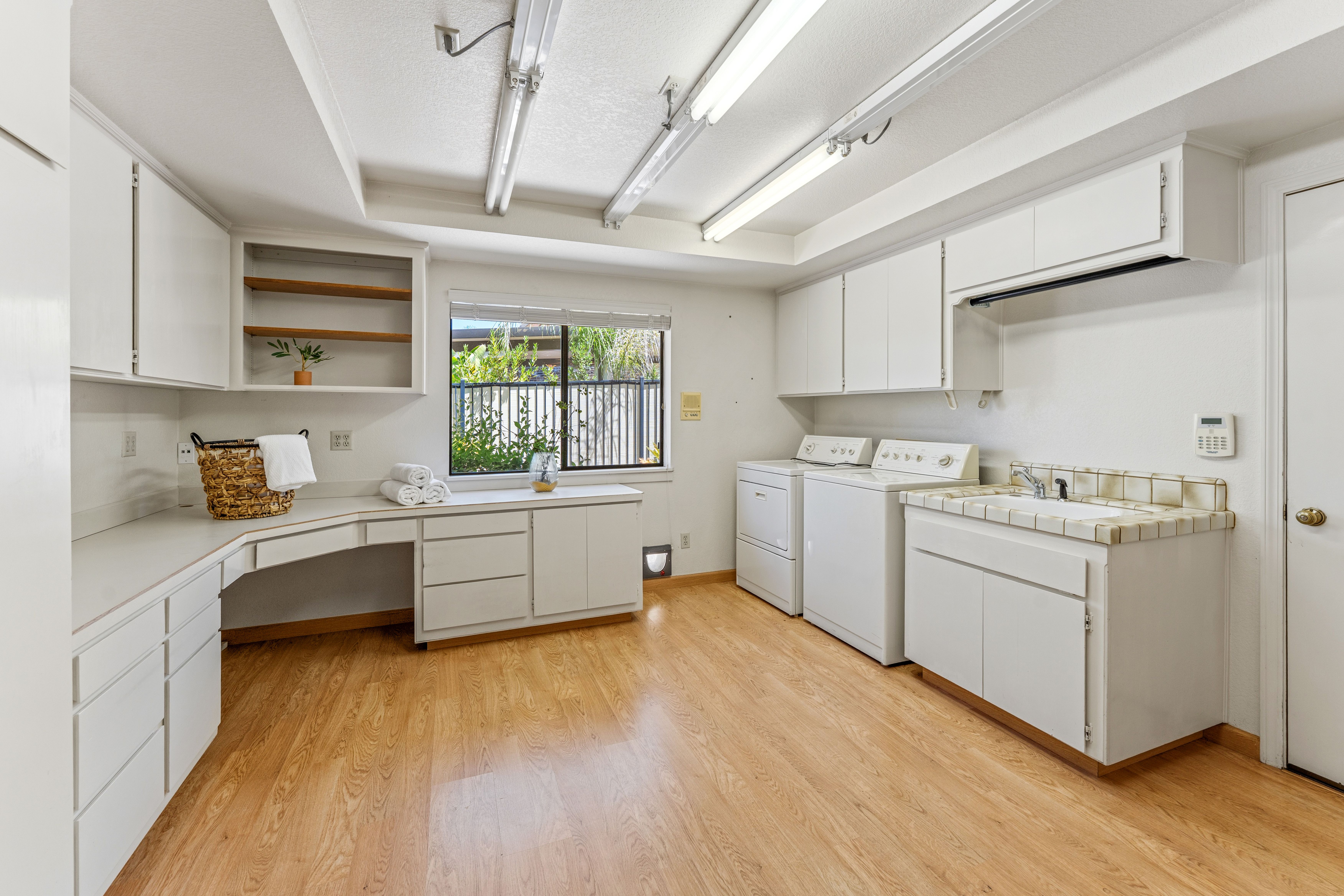  4233 Curragh Oaks Lane, Fair Oaks, CA 95628 - 物件實景