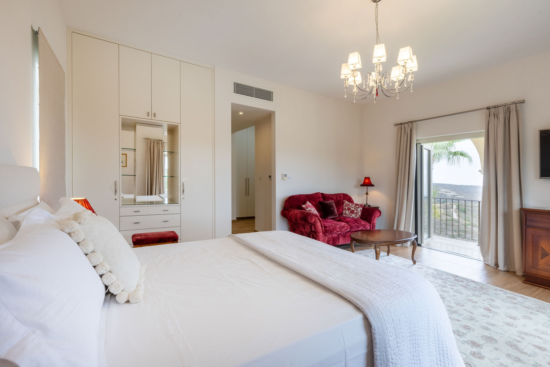  Five Bedroom Country Villa with Guesthouse in Kato Drys, Larnaca - 物件實景