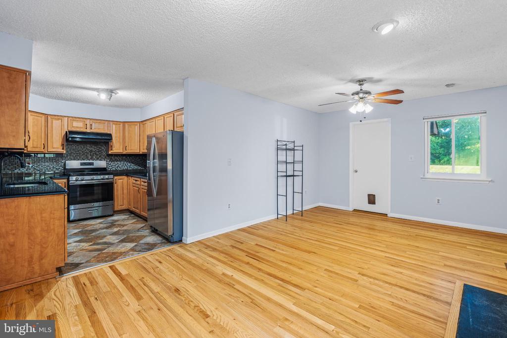 Plainsboro, New Jersey, 08536, United States, 3 Bedrooms Bedrooms, ,3 BathroomsBathrooms,Residential,For Sale,1900565