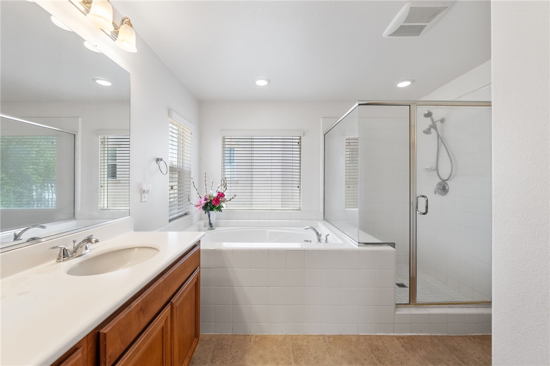 Beaumont, California, 92223, United States, 3 Bedrooms Bedrooms, ,3 BathroomsBathrooms,Residential,For Sale,1928243