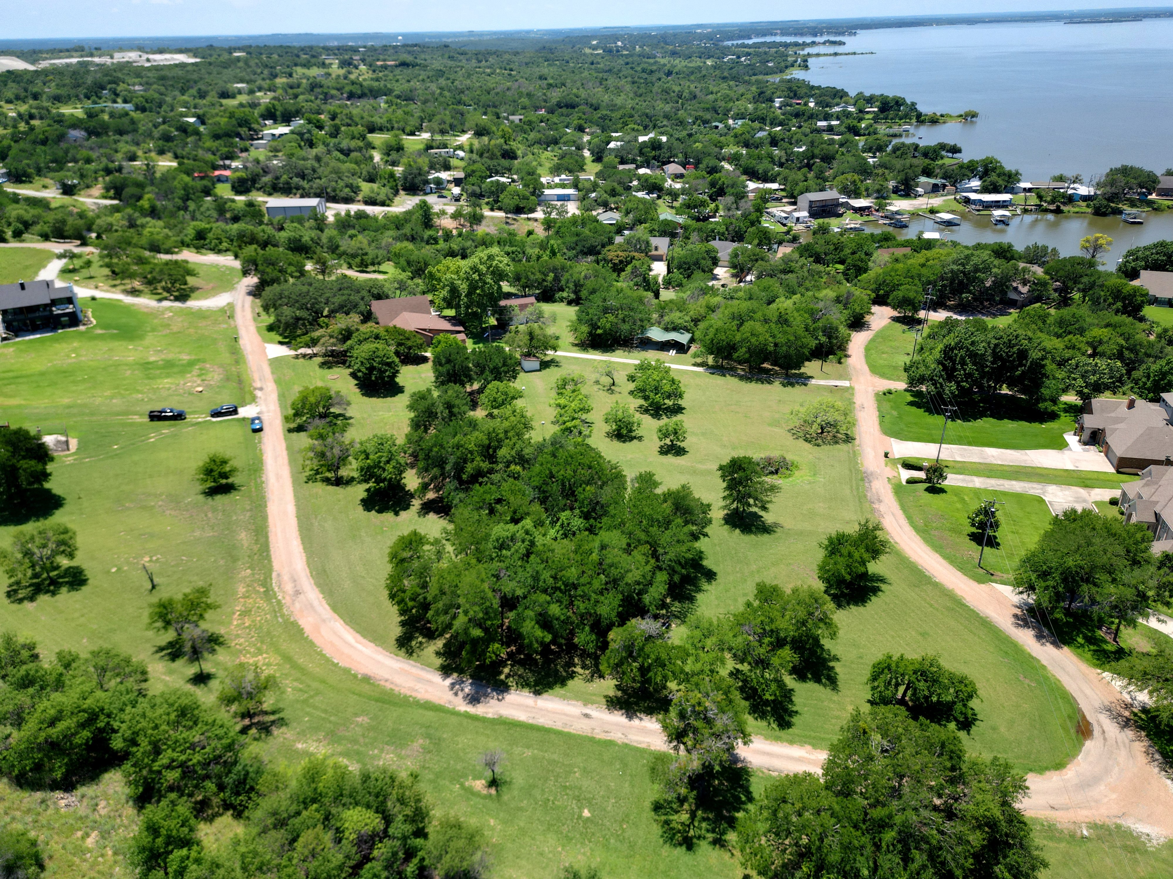 Bridgeport, Texas, 76426, United States, 4 Bedrooms Bedrooms, ,3 BathroomsBathrooms,Residential,For Sale,1981082