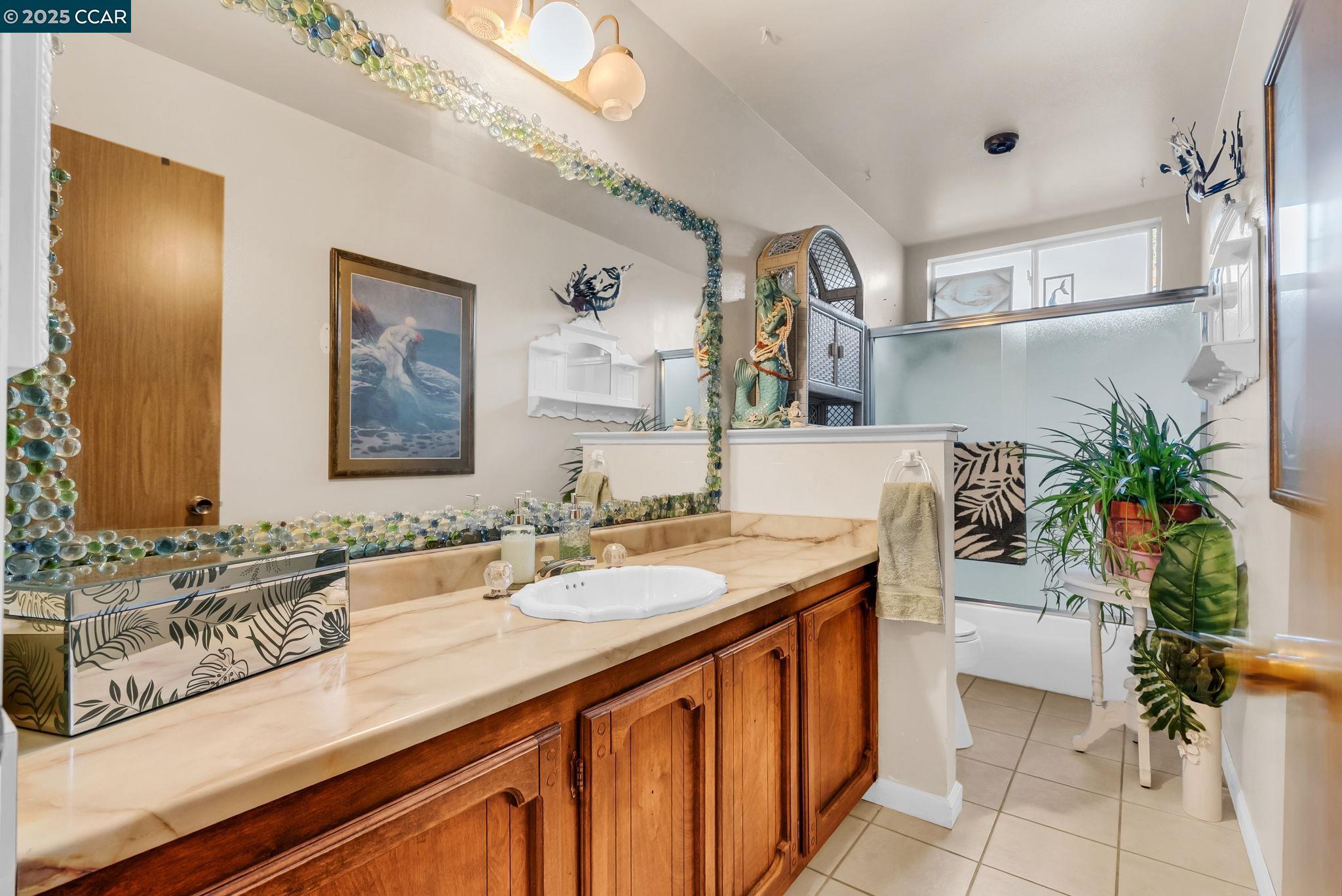 Concord, California, 94521, United States, 4 Bedrooms Bedrooms, ,2 BathroomsBathrooms,Residential,For Sale,1914040