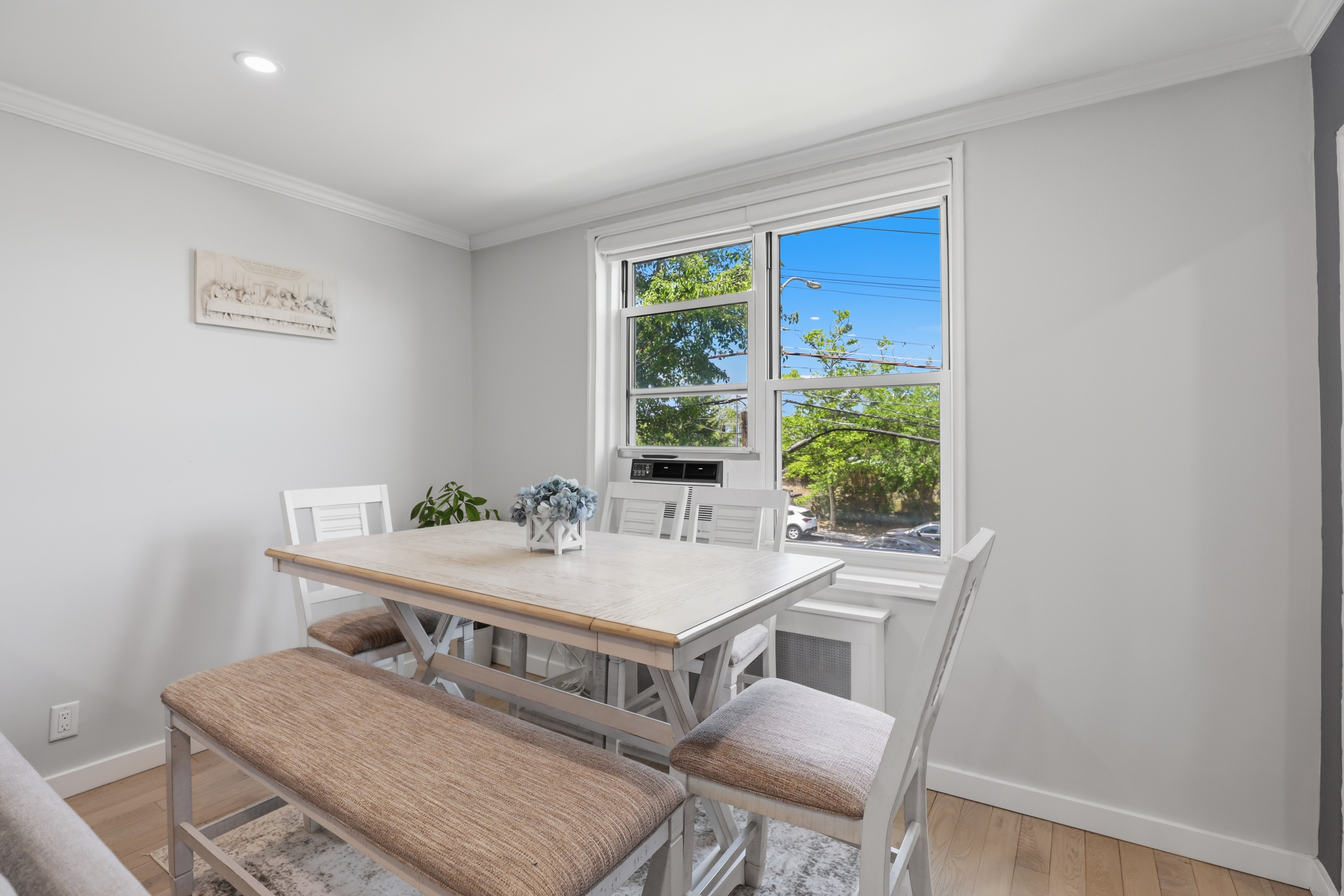  1304 Midland Avenue - 物件實景