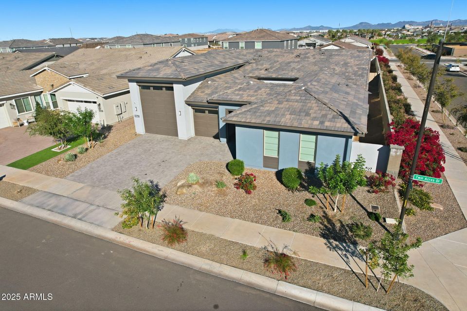 Queen Creek, Arizona, 85142, United States, 3 Bedrooms Bedrooms, ,3 BathroomsBathrooms,Residential,For Sale,2006061