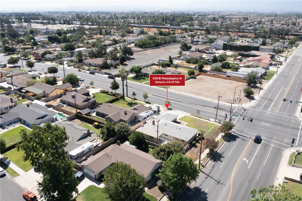 Ontario, California, 91762, United States, 4 Bedrooms Bedrooms, ,2 BathroomsBathrooms,Residential,For Sale,1930288