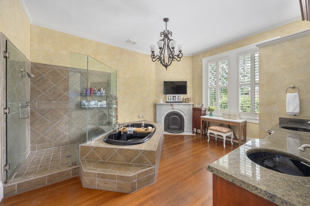 Columbus, Georgia, 31906, United States, 5 Bedrooms Bedrooms, ,4 BathroomsBathrooms,Residential,For Sale,1906987