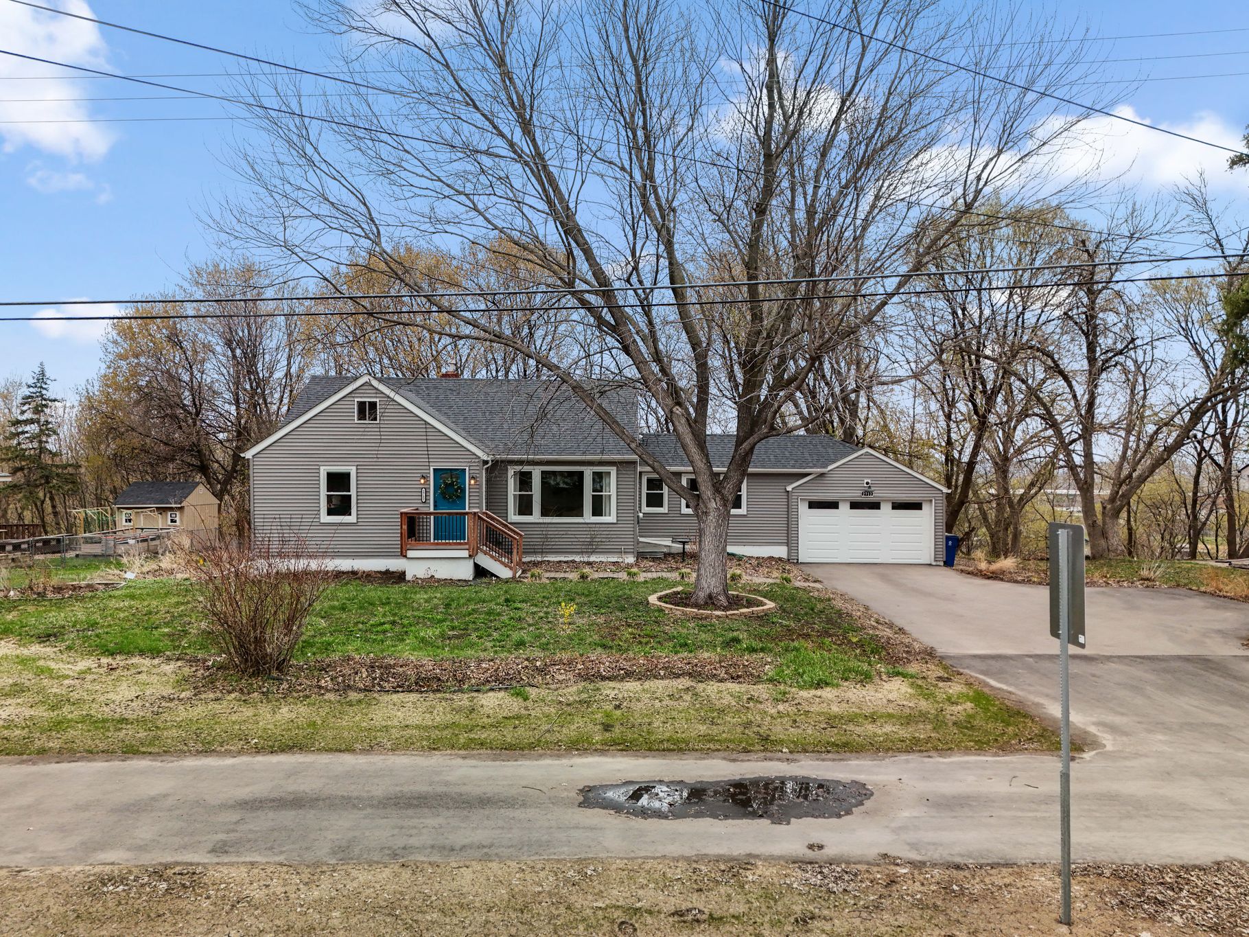  Stylish Renovation Meets Classic Charm - 物件實景